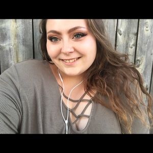 Meet your Posher, Josie